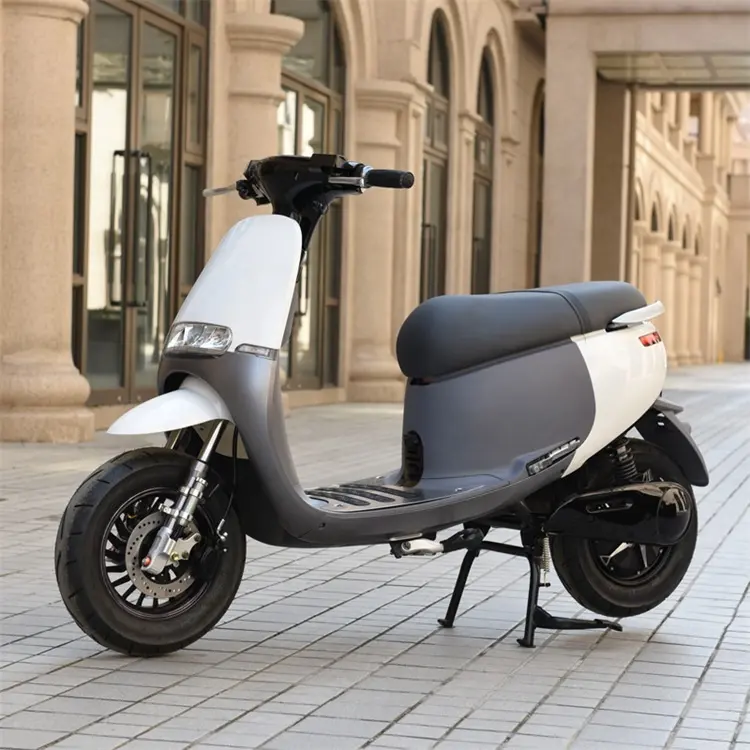 Disetujui Grosir Sepeda Motor Skuter Elektrik 2 Orang Moped Baru