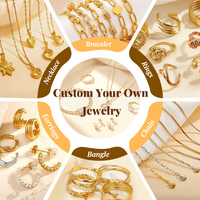 Collier pendentif double cercle personnalisé Mosen avec zircon cubique pavé en acier inoxydable plaqué or 18 carats.