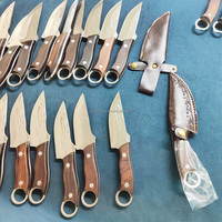 Couteau de survie et de chasse à lame fixe de 8,5 pouces avec étui pour le camping et la randonnée