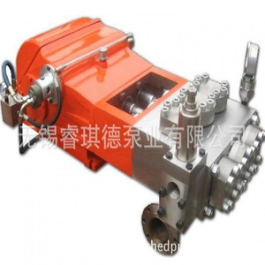 Bomba de agua de alta presión de tres pistones K25000 de China National Petroleum Corporation para inyección en campos petroleros con accionamiento eléctrico - Product Image 3