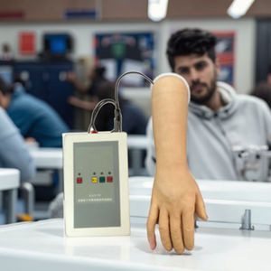 แบบจำลองฝึกเจาะเส้นเลือดแขนด้วยระบบอิเล็กทรอนิกส์ทางวิทยาศาสตร์การแพทย์ แบบจำลองฝึกทักษะการผ่าตัด แบบจำลองฝึกเจาะเส้นเลือดแขน - Product Image 5