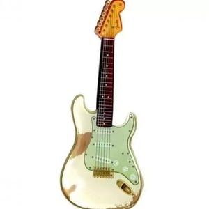 Vente en gros transfrontalière Mini <span class=keywords><strong>Instrument</strong></span> de <span class=keywords><strong>musique</strong></span> <span class=keywords><strong>Porte</strong></span>-clés Pendentif Mode Guitares Pianos Saxophone Métal Petit <span class=keywords><strong>Cadeau</strong></span> <span class=keywords><strong>Porte</strong></span>-clés - Product Image 6