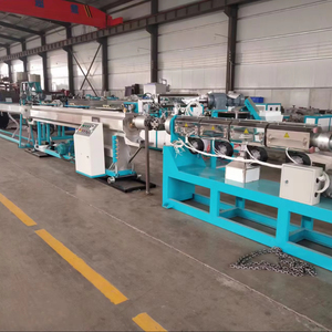 Máquina de fabricación de tubos de PE, línea de procesamiento de productos plásticos, línea de extrusión de tubos - Product Image 1
