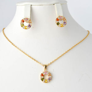Conjunto de Collar y Aretes de Flores con Circonitas Multicolores Chapados en Oro de 18k - Product Image 5