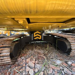 Excavatrice d'occasion KOMATSU PC220-8 de 22 tonnes, conception japonaise originale, idéale pour les travaux de construction et d'infrastructure - Product Image 5