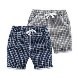 Shorts Bermuda Décontractés d'Été pour Garçons en Tissu Tissé Uni, Design Élégant et Frais, Demi-Pantalon – Vente en Gros Direct Fournisseur Chine - Product Image 2