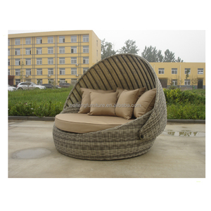 Écologique Rotin meubles <span class=keywords><strong>de</strong></span> <span class=keywords><strong>jardin</strong></span> en osier rond lits <span class=keywords><strong>de</strong></span> jour <span class=keywords><strong>avec</strong></span> <span class=keywords><strong>Auvent</strong></span> - Product Image 1