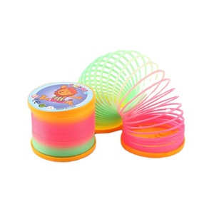 วงแหวนสปริงสีรุ้ง 5.7x6.4 ซม. ของเล่นพลาสติกแบบซ้อนสำหรับเด็กอายุ 4-6 ปี - Product Image 1