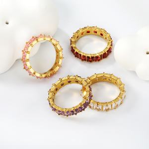 Bague de mariage émeraude en diamant et perle baroque, en acier inoxydable plaqué or 18 carats, étanche, bague octogonale naturelle, vente en gros - Product Image 3