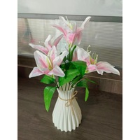 Buket Bunga Lily Simulasi 5 Kepala Bunga Buatan untuk Pernikahan, Fotografi Luar Ruangan, Dekorasi Ruang Tamu, Perlengkapan Pajangan, Stok Tersedia