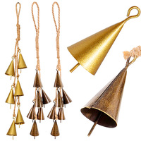 Cloche trompette vintage antique, carillons éoliens en métal, conception conique, cloche de sorcière rustique traditionnelle pour décorations de Noël
