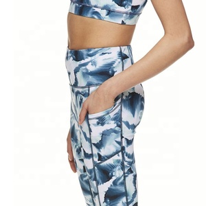 Leggings Capri Deportivos PIHA para Mujer, Cintura Media, Suaves, con Estampado por Sublimación, Control de Abdomen, Cintura Elástica, Efecto Reductor, Tallas Grandes - Product Image 5