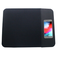 Port USB Grand tapis de jeu à chargement sans fil RVB avec lumière LED Tapis de jeu en caoutchouc durable pour téléphone Tapis de jeu personnalisé de grande taille pour clavier