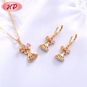 Conjuntos de joyería de moda para mujer, conjunto de joyería de oro chapado en oro al por mayor - Product Image 1