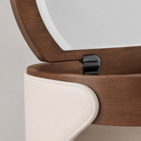 Ensemble de coiffeuse moderne en cuir blanc crème courbé avec miroir rond relevable et tabouret de rangement SZT075