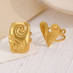 Anillo Abierto de Acero Inoxidable con Diseño de Corazón Espiral y Flor, Chapado en Oro de 18K, para Mujer, Estilo Geométrico Irregular, de Moda y Personalidad Única - Product Image 4