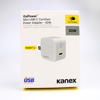 Boîte de chargeur mobile à rabat en carton rigide personnalisée boîte d'emballage en papier avec câble de données magnétique et adaptateur USB