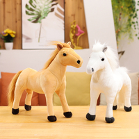 Vente en gros de jouets debout en peluche de cheval de simulation pour enfants jouer accompagner les cadeaux