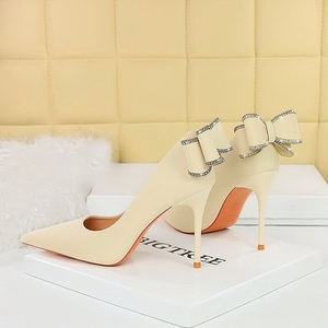 Zapatos de Tacón de Aguja con Lazo de Satén para Mujer, Diseño 20023, Elegantes y Dulces - Product Image 1