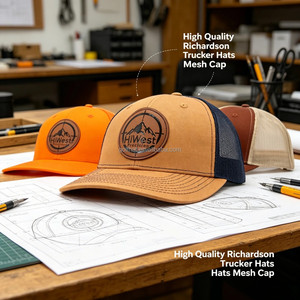 หมวกแก๊ปทรง Trucker 6 แผง แบบขายส่ง สั่งทำได้ สำหรับผู้ใหญ่ ทรงเตี้ย ผ้าเจอร์ซีย์ตาข่าย ปิดด้านหลังแบบ Snap Back  ตกแต่งด้วยแผ่นหนัง  สไตล์ Y2K ฮิปฮอป เหมาะสำหรับใส่ไปชายหาด - Product Image 1