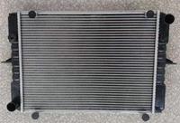 Chine usine OEM prix compétitif échangeur de chaleur à ailettes en tube d'aluminium 2531025810 pièces automobiles radiateur de refroidissement de voiture de conception moderne