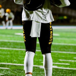 Serviette de sport personnalisée pour le football, serviette de supporter brodée, serviette de football promotionnelle - Product Image 3