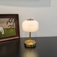 Lampe de table en fer forgé en forme de champignon, rechargeable par USB, sans fil, alimentée par batterie, LED, gradation progressive à 3 niveaux, lampe de bureau réglable, design moderne