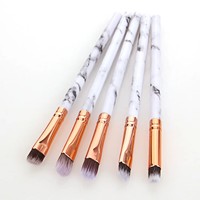 Pinceaux de maquillage plats synthétiques vegan à manche en plastique, lot de 10 pièces pour le visage, les yeux, le mascara, le baume à lèvres, le rasage, échantillon gratuit