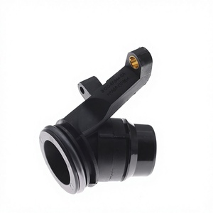 LR013165 JDE9014 ข้อต่อท่อน้ำเครื่องยนต์ด้านล่าง สำหรับแลนด์โรเวอร์ เรนจ์โรเวอร์ - Product Image 3