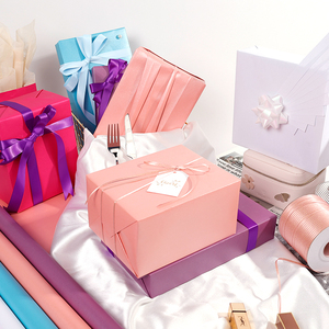 Papel de Regalo de una Cara con Recubrimiento Azul para Envolver Regalos de Cumpleaños y Bodas - Product Image 4