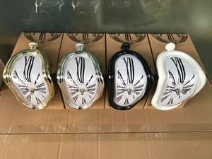 <span class=keywords><strong>Reloj</strong></span> de fusión moderno Mesa creativa Dali Relojes de pared Escritorio <span class=keywords><strong>Reloj</strong></span> de fusión de plástico Cuarzo analógico para el hogar Oficina Sala de estar - Product Image 6