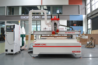 Sistem Pemuatan/Pembongkaran Otomatis 3-Axis ATC CNC Router, Efisiensi Tinggi, Pemrosesan Massal, Produksi Massal Panel Kabinet