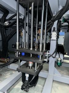 Автоматическая выдувная машина JAR-2 для изготовления банок, для производства банок для йогурта, кексов, соков, молока, консервов - Product Image 3