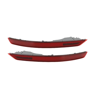 Pour <span class=keywords><strong>Audi</strong></span> A8 <span class=keywords><strong>RS</strong></span> Q8 feu de pare-chocs arrière 4M8945702 4M8945701 - Product Image 1