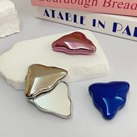 Miroir de maquillage miniature en métal coloré, miroir de poche compact et mignon, miroir cosmétique tendance pour filles et femmes, taille de poche, cadeau