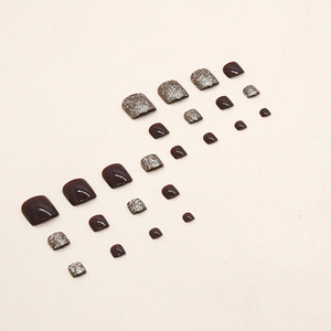 Patchs à ongles à pression ABS rouge brillant de Noël et du Nouvel An Ongles carrés de style français pour les mariages et les événements - Product Image 4
