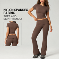 Set Yoga Wanita 2 Potong Celana Yoga Model Flare dan Atasan Crop Top Lengan Pendek Bahan Nylon Spandex Pakaian Olahraga Aktif