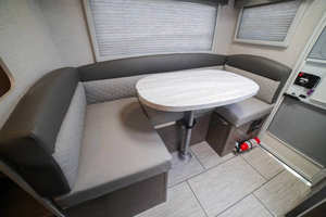 Allroad Hard Top impermeable 5 pies acero <span class=keywords><strong>Pick</strong></span> <span class=keywords><strong>Up</strong></span> Pickup Hardtop Truck <span class=keywords><strong>Camper</strong></span> <span class=keywords><strong>para</strong></span> <span class=keywords><strong>Toyota</strong></span> <span class=keywords><strong>Hilux</strong></span> Ford Ranger Isuzu - Product Image 5