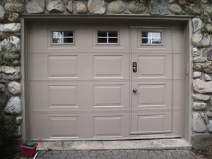 <span class=keywords><strong>Porte</strong></span> de <span class=keywords><strong>garage</strong></span> en acier galvanisé de conception moderne Construction en acier de niveau élevé Caractéristiques imperméables Automatisation manufacturée finie - Product Image 5