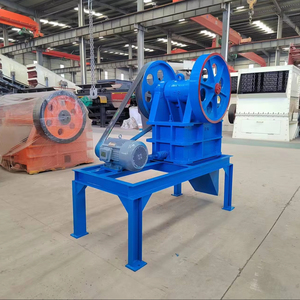 PE150x250 ポータブルミニジョークラッシャー（モーター＆ギア付き）5t/h処理能力 石/砂利/岩石破砕・選別装置 - Product Image 2