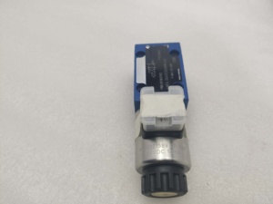 Solénoïde hydraulique 4WE6D7X/EG24N9K4 4WE6D6X/EG12N9K4 12V 24V, conception compacte, petite taille (10*5*5 mm) pour une installation facile dans T - Product Image 1