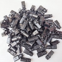 Nouveau capteur de température de liquide de refroidissement automobile en gros 1J0919379A pour VW Polo Touran Bora Golf Phaeton Multivan Pièces de rechange moteur
