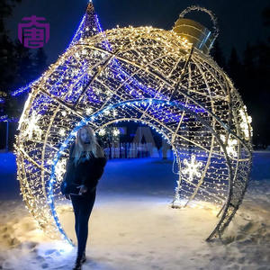 Arco de Bolas Navideñas 3D para Exteriores, Impermeable IP65, Decoración de Puerta con Luces, para Pasar a Través - Product Image 2