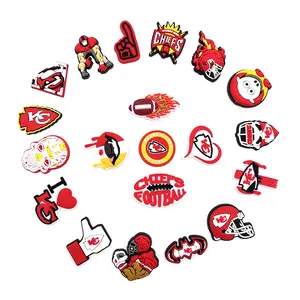 BHC OEM/ODM Football Series American Football Cartoon Alligator Charms scarpe decorazione floreale ciondoli alligatore all'ingrosso