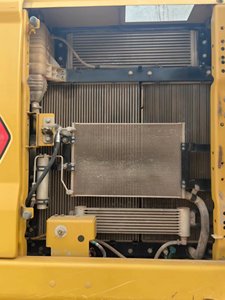 รถขุดแคตเตอร์พิลลาร์ 320GC มือสองคุณภาพสูง สภาพดีเยี่ยม ราคาโรงงาน ขายเครื่องยนต์ 20 ตัน ปั๊มไฮดรอลิก เกียร์ - Product Image 6