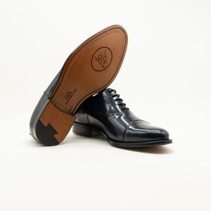 Zapatos Oxford de charol negro refinado-Diseño de punta con costuras sofisticadas-Eleva looks de boda y noches de premios - Product Image 4