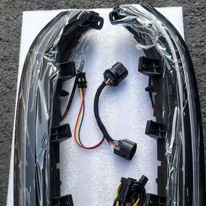 Accesorios Nuevos para BYD Denza-D9, Modificación de Rejilla Delantera Central con Luces de Circulación Diurna LED Negras ABS+LED, Intermitentes Mejorados - Product Image 1