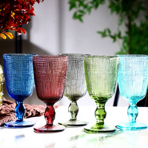 Elegante Calice in Vetro Colorato Vintage per Decorazione Tavola Matrimonio, Bicchiere da <span class=keywords><strong>Vino</strong></span> con Rilievo in Rilievo, Lussuoso Calice da Cena - Product Image 2