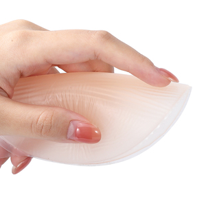 Cache-tétons invisible réutilisable avec adhésif central, fin, respirant, en silicone invisible - Product Image 6