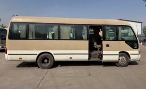 Minibus Usato Coaster 24 Posti Euro 2 Motore Benzina Trasmissione Manuale Guida a Sinistra in Vendita - Product Image 3